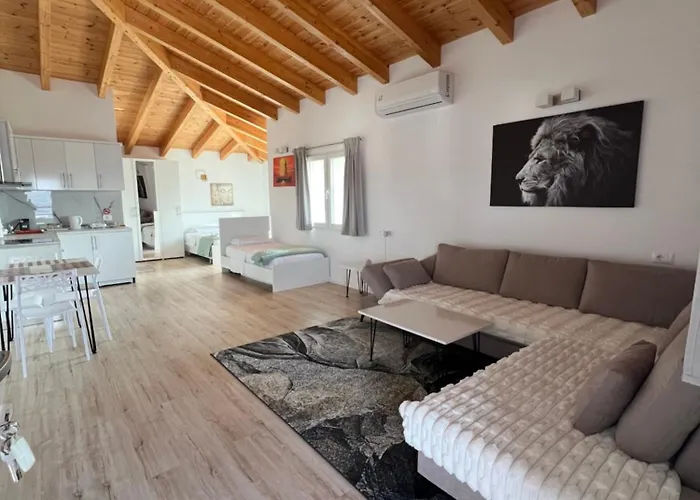 Apartamento Villa-koka-1 Ljaknasi