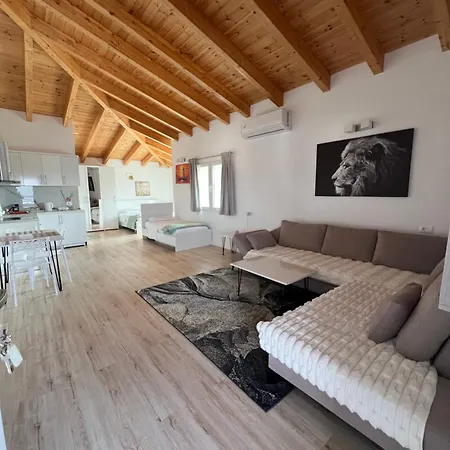 公寓 Villa-koka-1 Ljaknasi